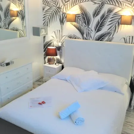Petite économique Avec Accès Au Extérieur Hotel